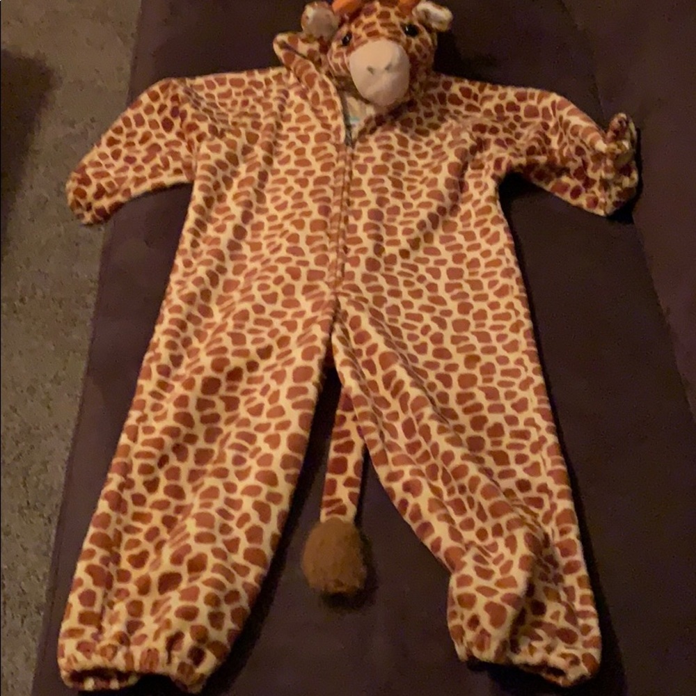 Giraffe costume